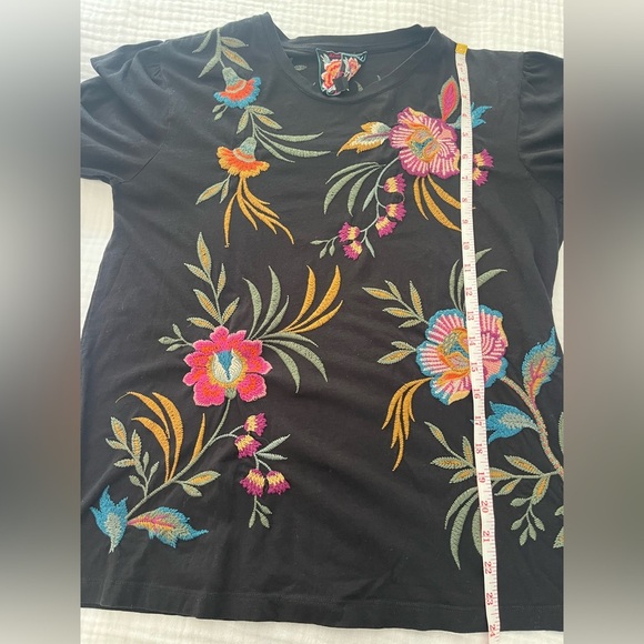 Johnny Was Sidonia Bishop Sleeve Top Embroidered Floral - Picture 8 of 8